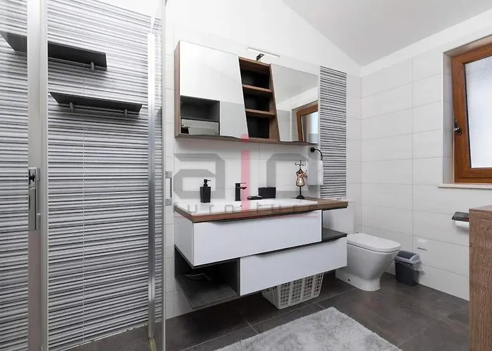 Porta Aurea & Wellness Oasis شقة
