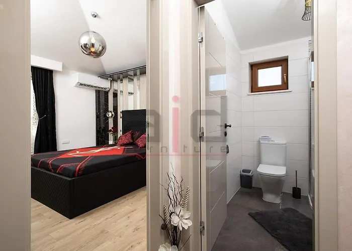 Porta Aurea & Wellness Oasis شقة
