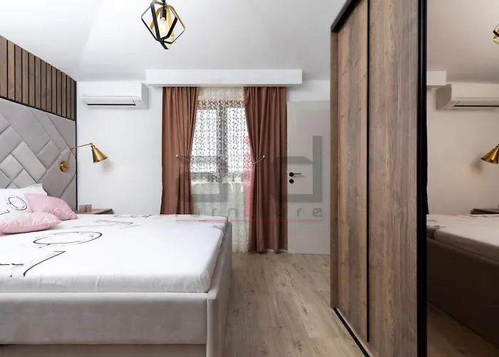 Porta Aurea & Wellness Oasis بولا